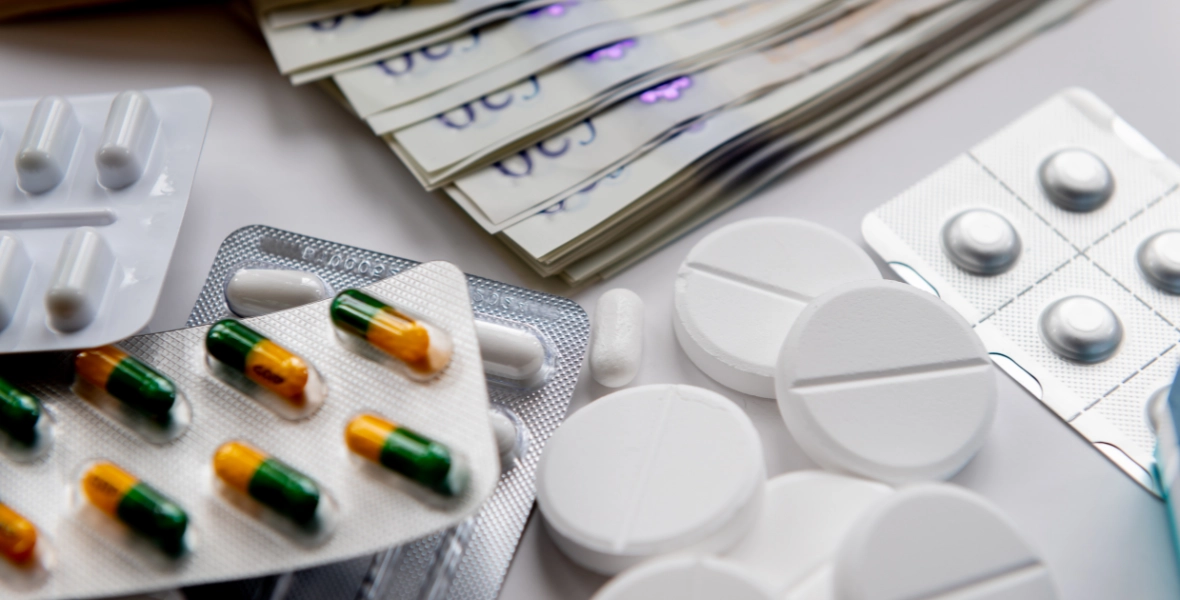 Pharma & Healthcare